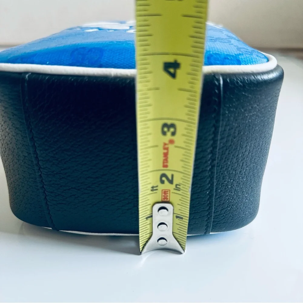 Gucci x Adidas Blue Belt Bag with White Accents - Picture 10 of 13